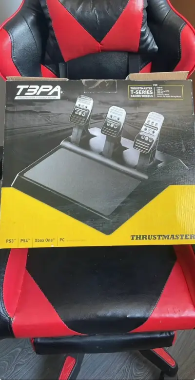 Pedales Thrustmaster T3PA - miniatura 1