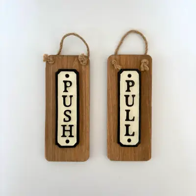 Letreros Push Pull de madera - miniatura 1