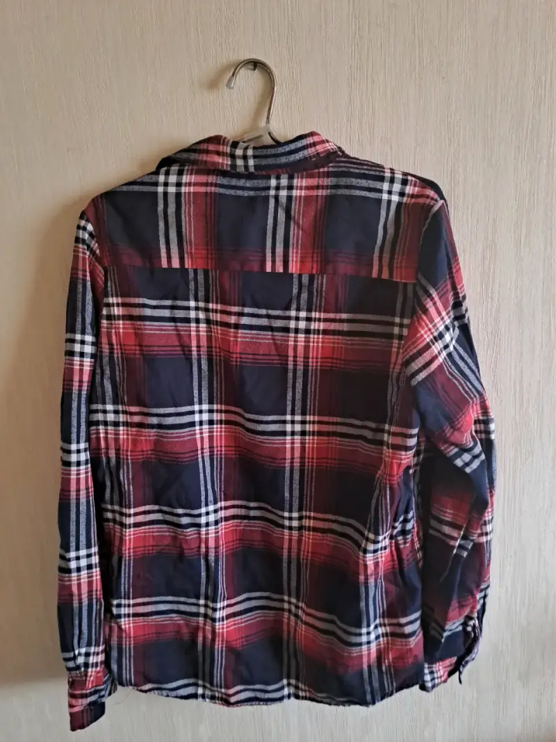 Camisa a cuadros roja y azul - 2