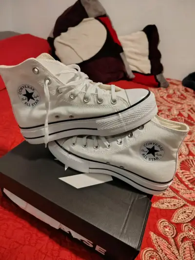 Zapatillas blancas Converse All Star - miniatura 1
