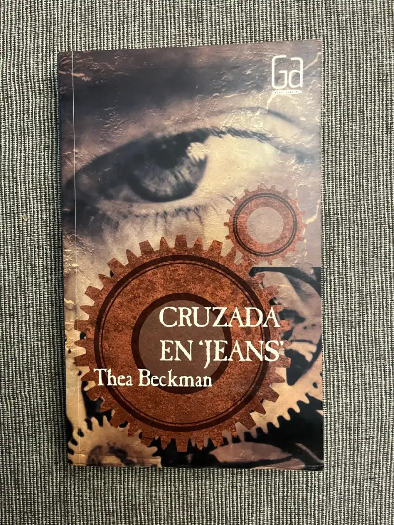 Libro 'Cruzada en Jeans' Thea Beckman