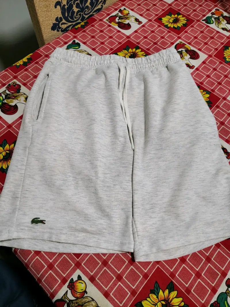 Shorts grises Lacoste - 1