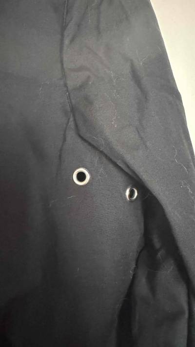 gabardina negra de algodón marca Gap respirable - miniatura 4
