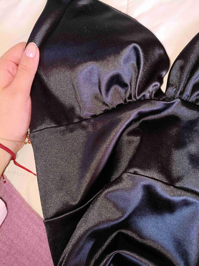 Mini Vestido negro de satén - 2