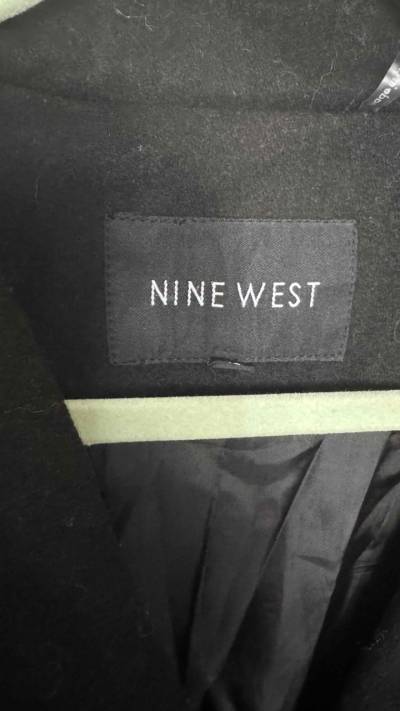 Abrigo negro Nine West - miniatura 2