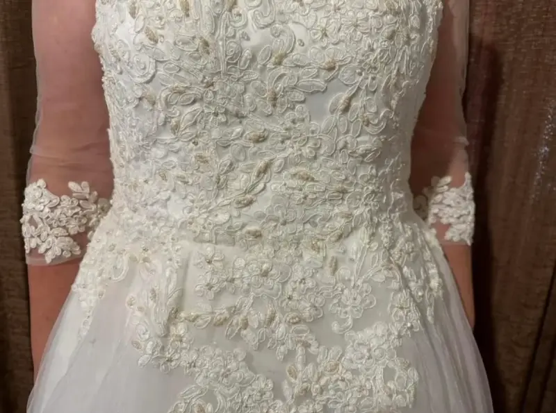 Vestido de novia con encaje - 3