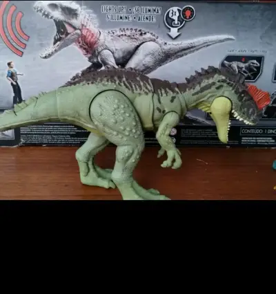 Figura de dinosaurio - miniatura 1
