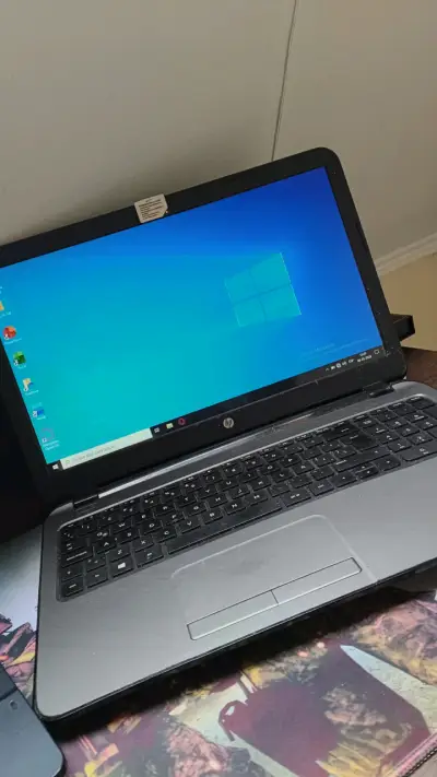 Lote de dos laptops Samsung y HP - miniatura 3