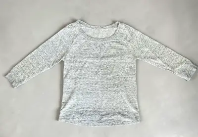 Polera gris jaspeada manga larga - miniatura 1