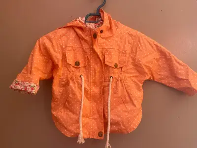 Chaqueta niña con capucha talla 2 - miniatura 4