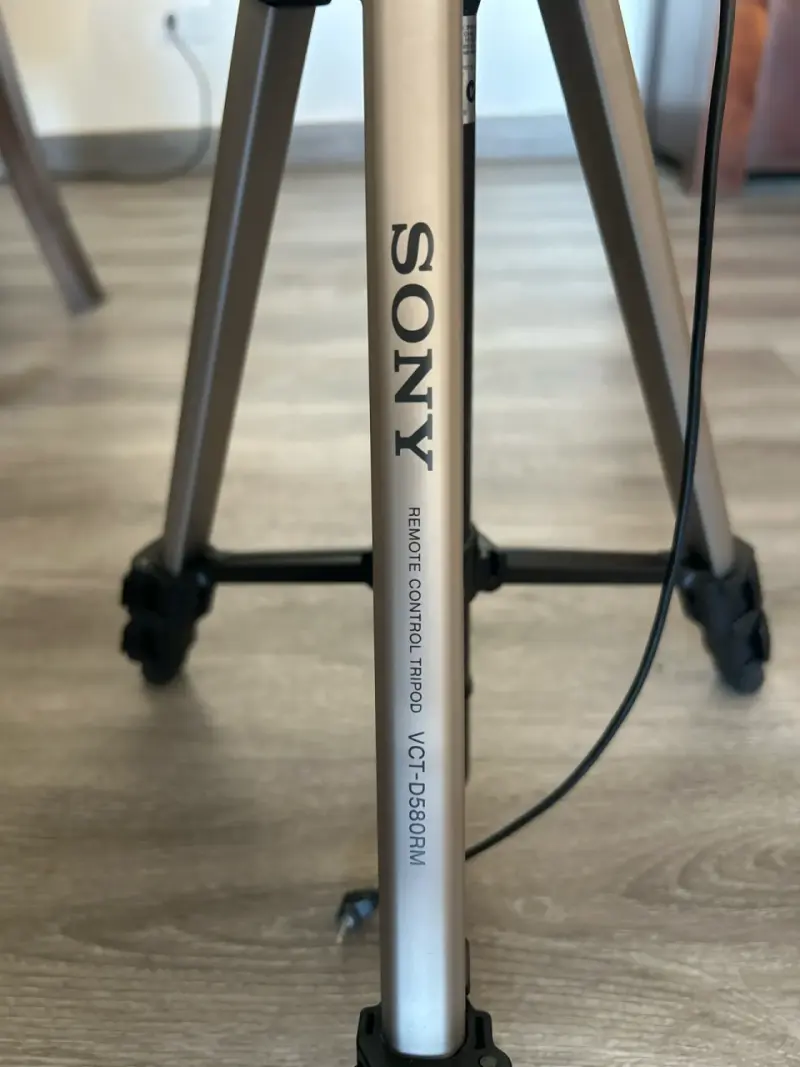 Trípode Sony VCt-D580RM - 3