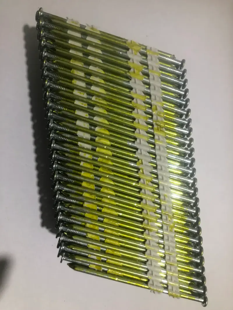 Clavos 90mm de 21 grados en tiras plásticas - 2
