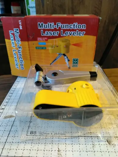 Nivel láser multifuncional - miniatura 2