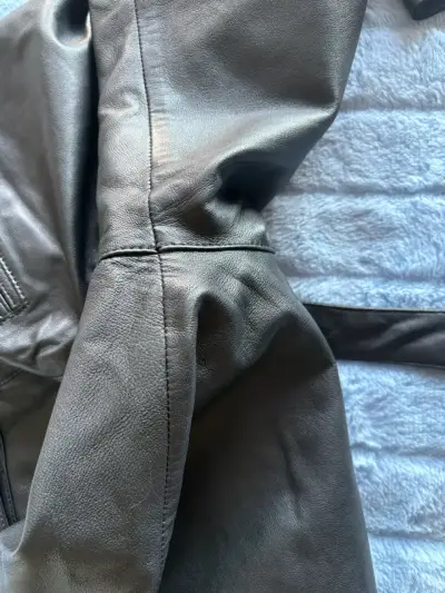 Pantalones de cuero negros Bor Boutique - miniatura 4