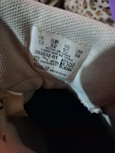 Zapatillas Puma negras y blancas - miniatura 3