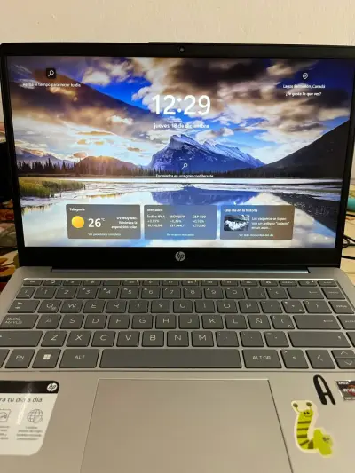 Laptop HP color gris - miniatura 3