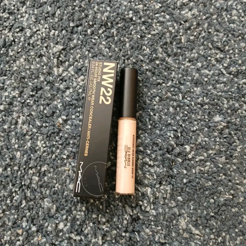 Corrector MAC Studio Radiance - 2