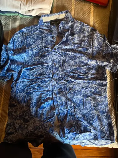 Camisa floreada azul - miniatura 1