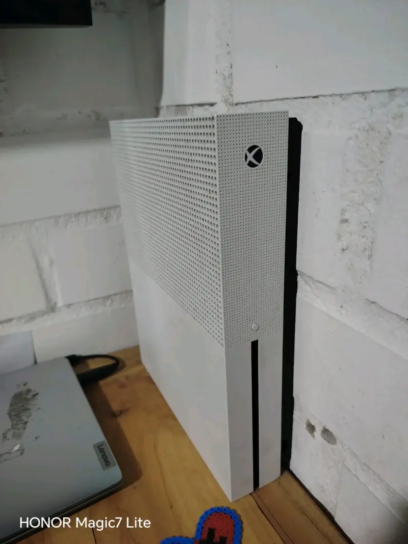 Xbox one s - 3