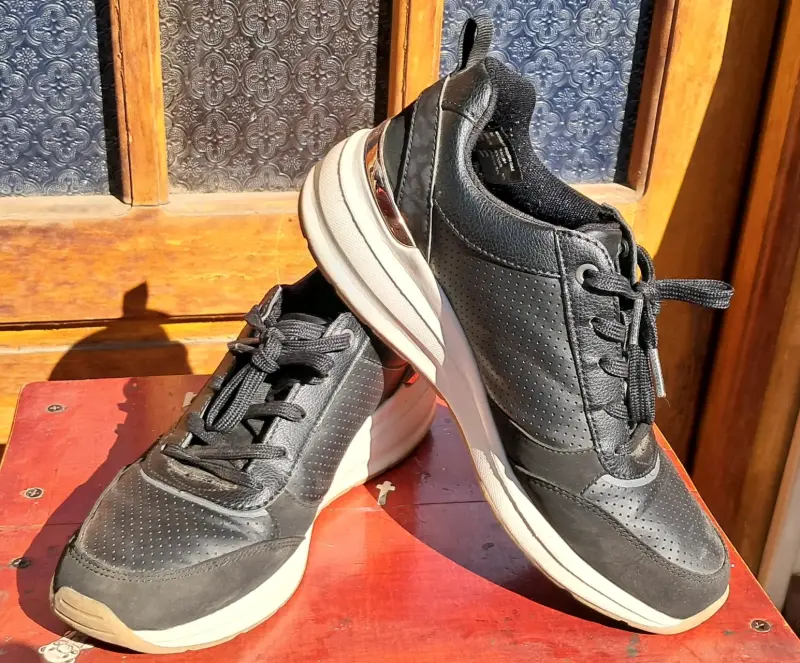 Zapatillas deportivas negras