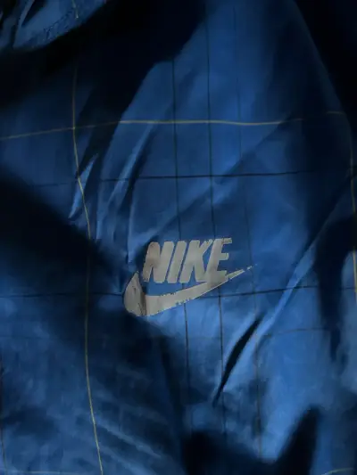 Chaqueta azul con capucha Nike - miniatura 2