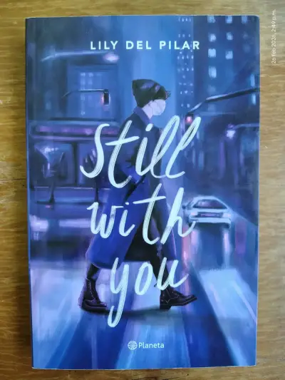 Libro Still With You de Lily del Pilar Autografiad - miniatura 1