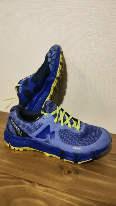 Zapatillas trailunning Merrell - miniatura 1