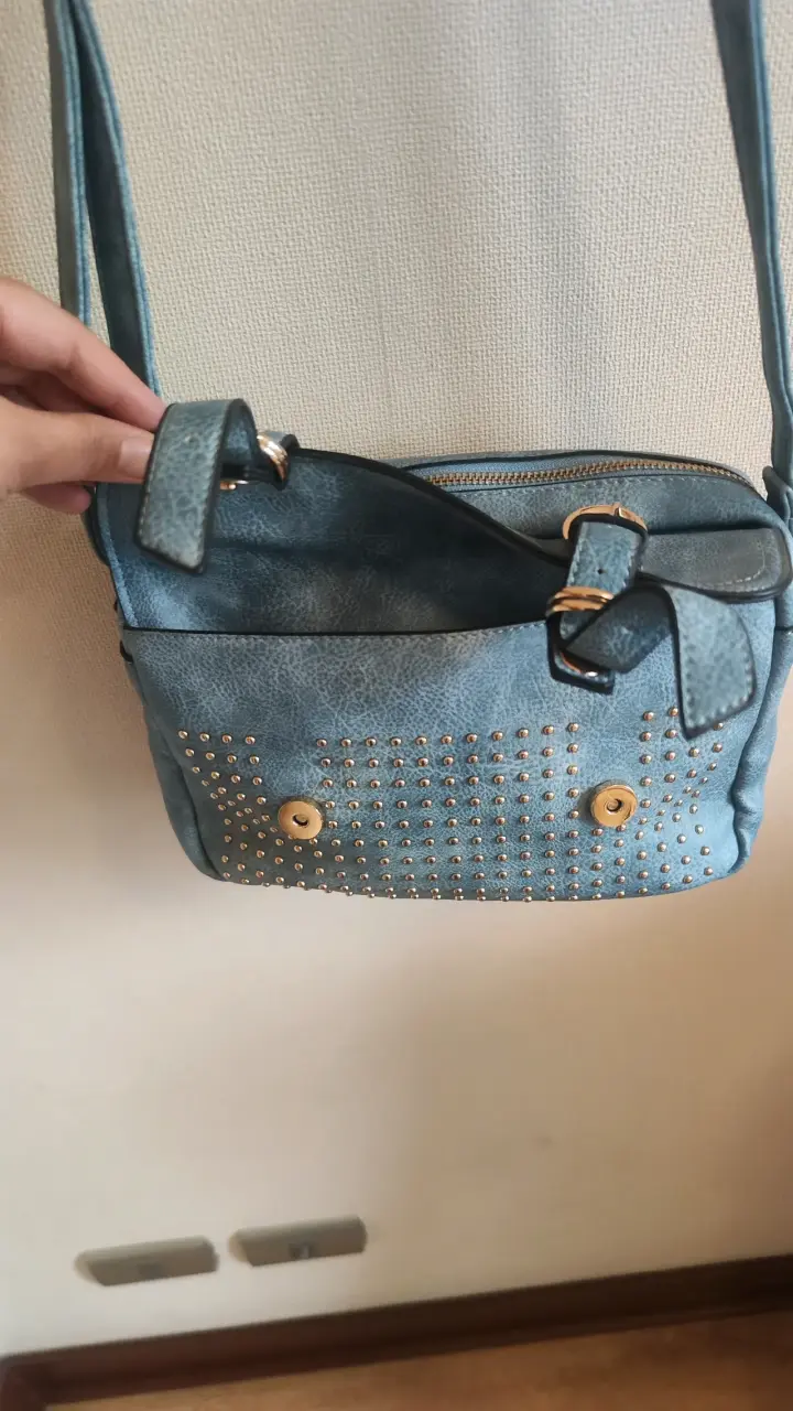 Cartera Amphora con tachas - 3