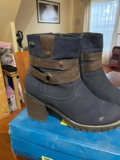 Botines azul con tacón ancho - miniatura 1