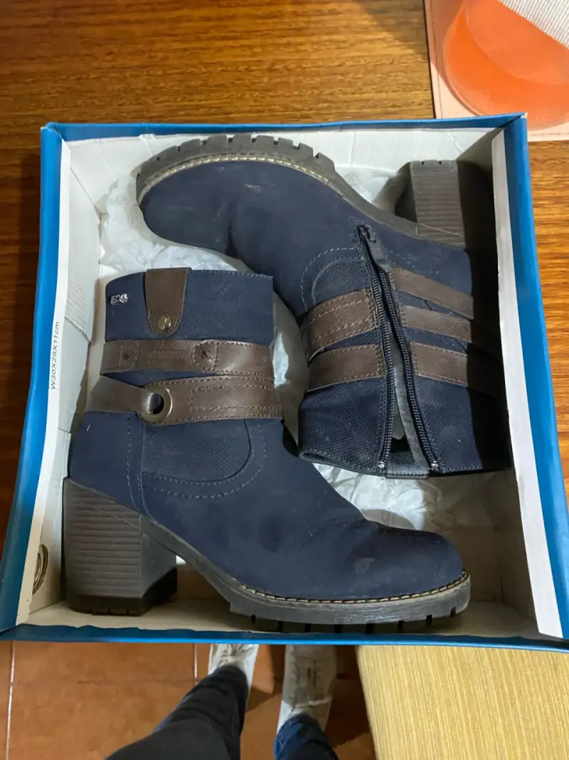 Botines azul con tacón ancho - 3