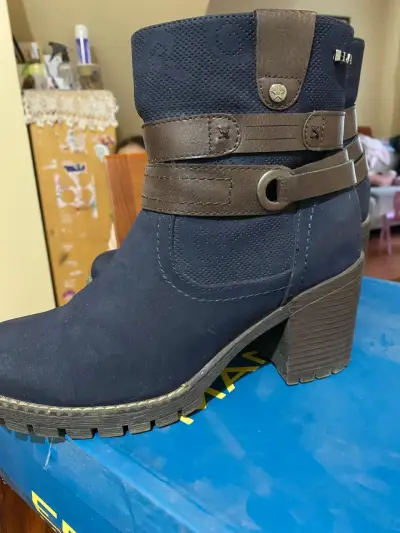 Botines azul con tacón ancho - miniatura 4