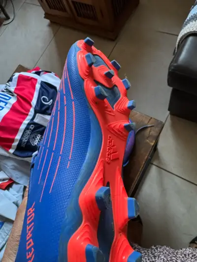 Botines Adidas Predator azules - miniatura 1