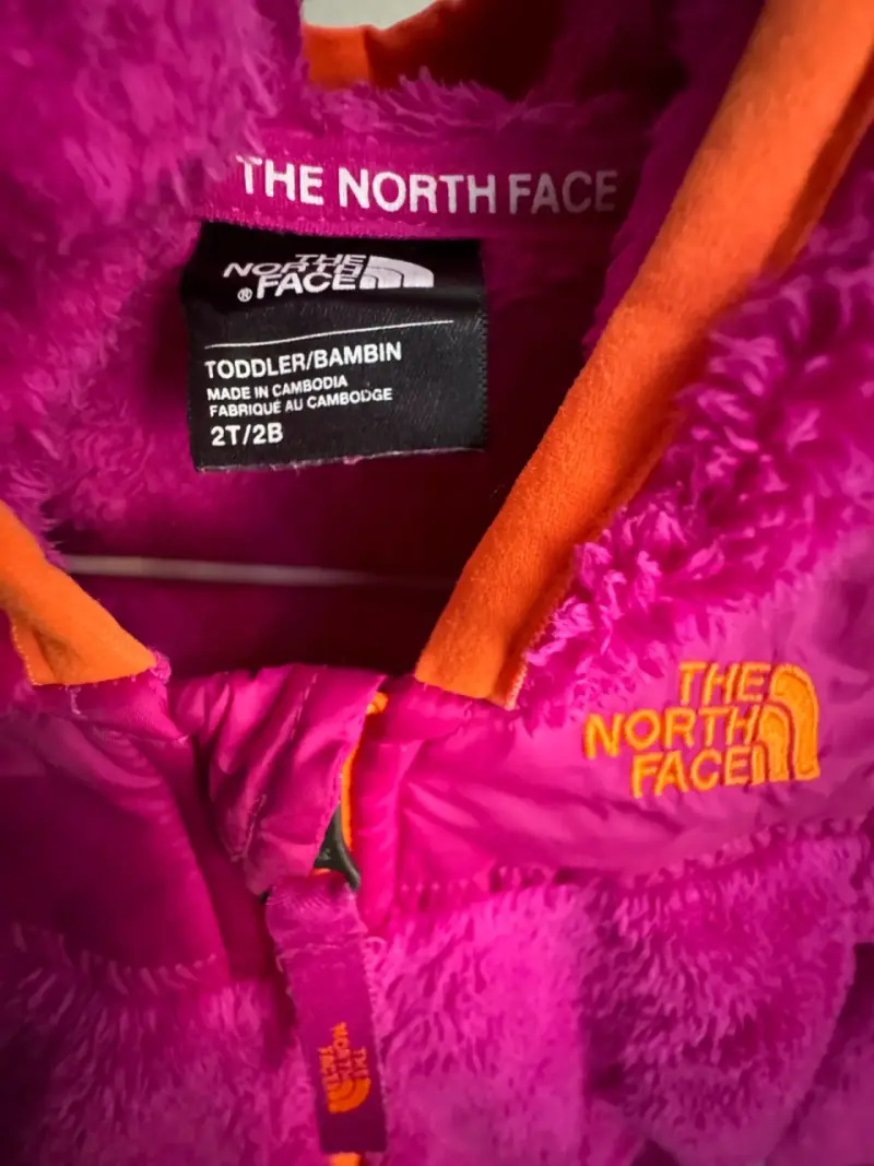 Polar fucsia con capucha The North Face - 3