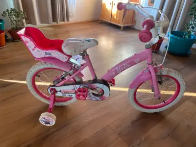 Bicicleta infantil Barbie rosada - miniatura 1