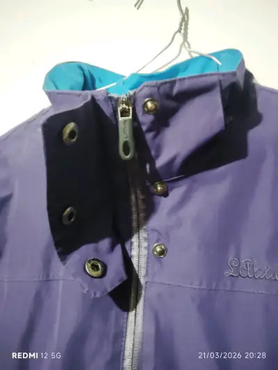 Chaqueta morada impermeable - miniatura 5