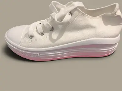 Zapatilla blanca con plataforma - miniatura 1
