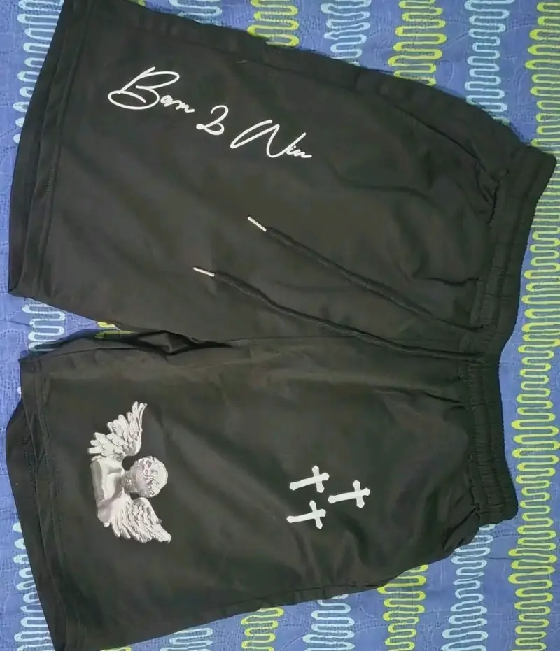 Shorts con estampado de ángel - 1