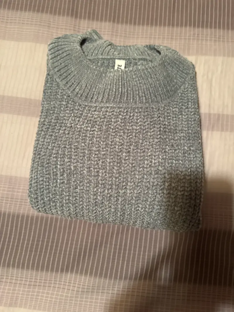 Suéter gris tejido - 5