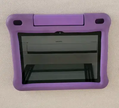 Tablet con funda morada resistente - miniatura 3