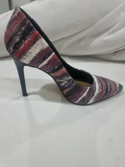 Zapato de tacón alto multicolor - miniatura 1