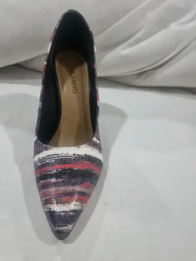 Zapato de tacón alto multicolor - miniatura 2
