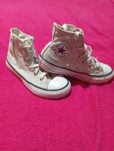 Zapatillas Converse blancas - miniatura 1