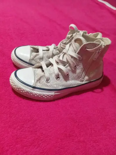 Zapatillas Converse blancas - miniatura 2