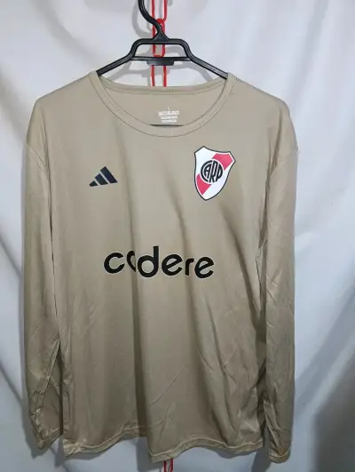 Polera beige River Plate original - miniatura 1