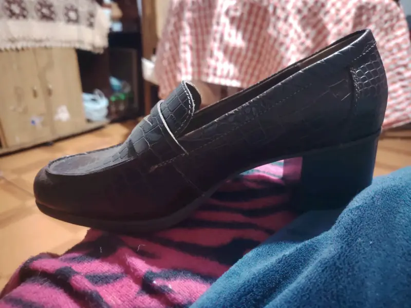 Zapatos mocasines de cuero negro - 2