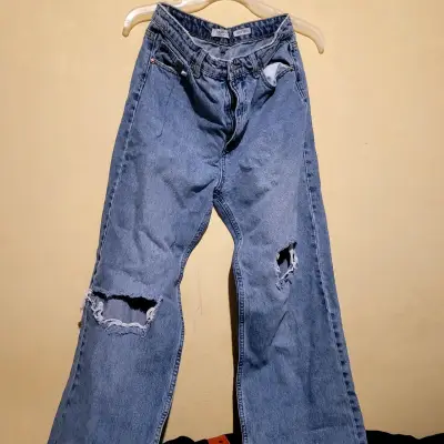 Jeans azul wide leg no es elasticado - miniatura 1