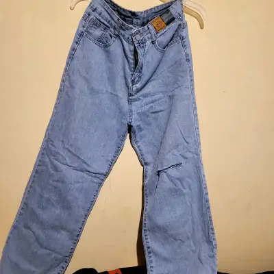 Jeans azul  verano tela delgada - miniatura 1
