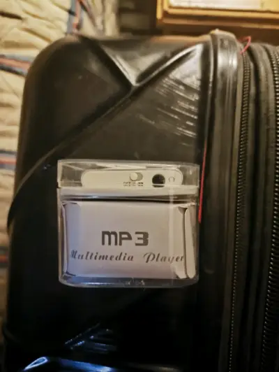 Cable USB y auriculares nuevos, dispositivo mp3 - miniatura 3