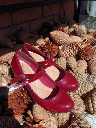 Zapatos rojos de charol - miniatura 1