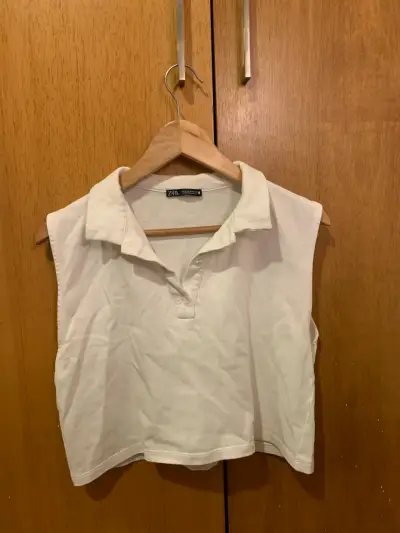 Polera sin mangas blanca - miniatura 1
